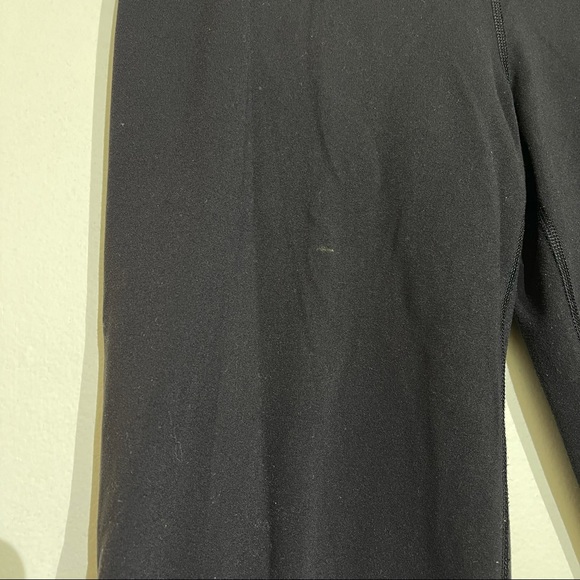 Lululemon Groove Pant Black Flare Leggings Size 8 - Picture 3 of 7